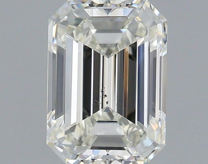 1.0 ct emerald natural diamond studio photography