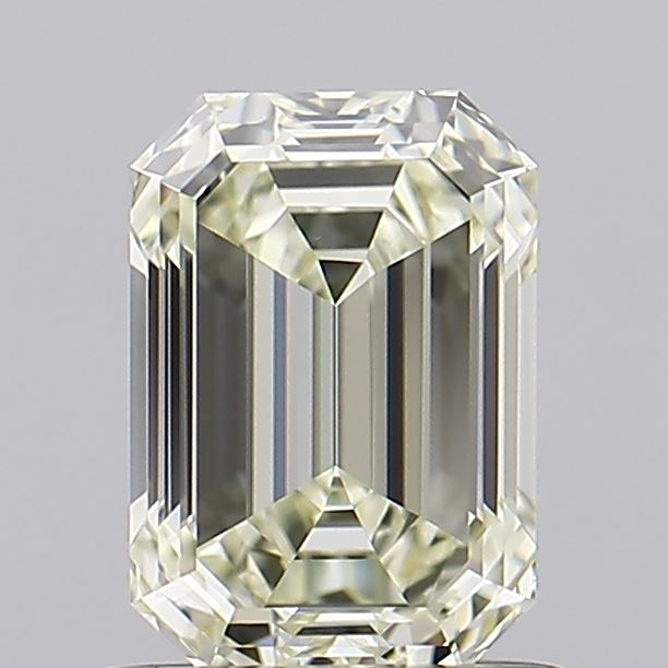 1.03 ct emerald natural diamond studio photography